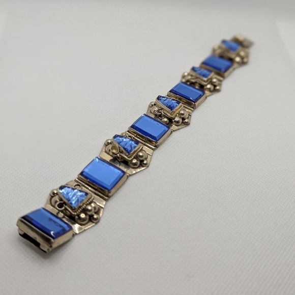 Jewelry - Blue and Silver Geometric Bracelet